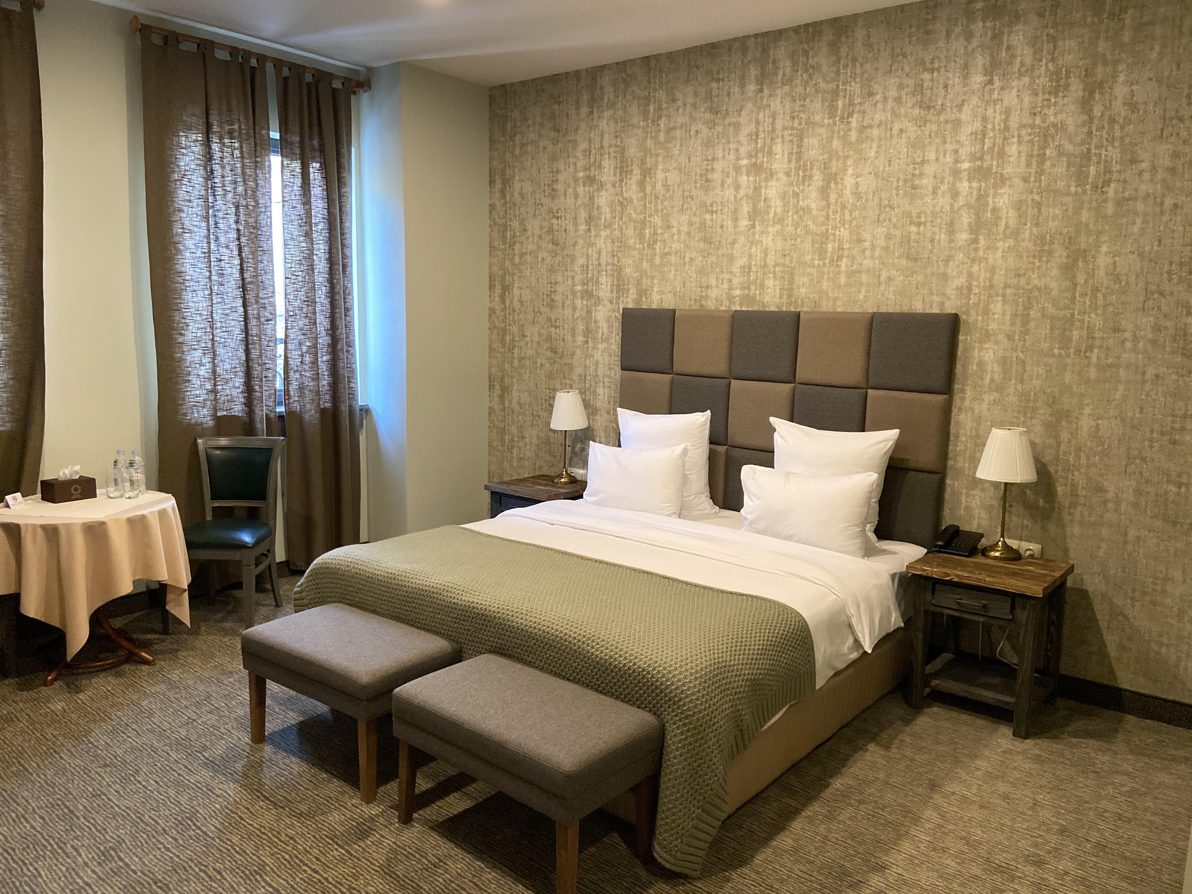 Apricot Hotel 4*
